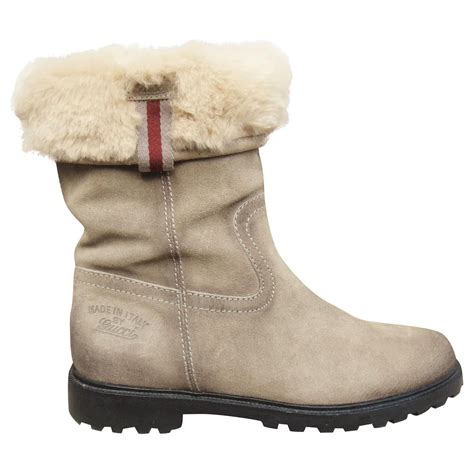 gucci furry boots